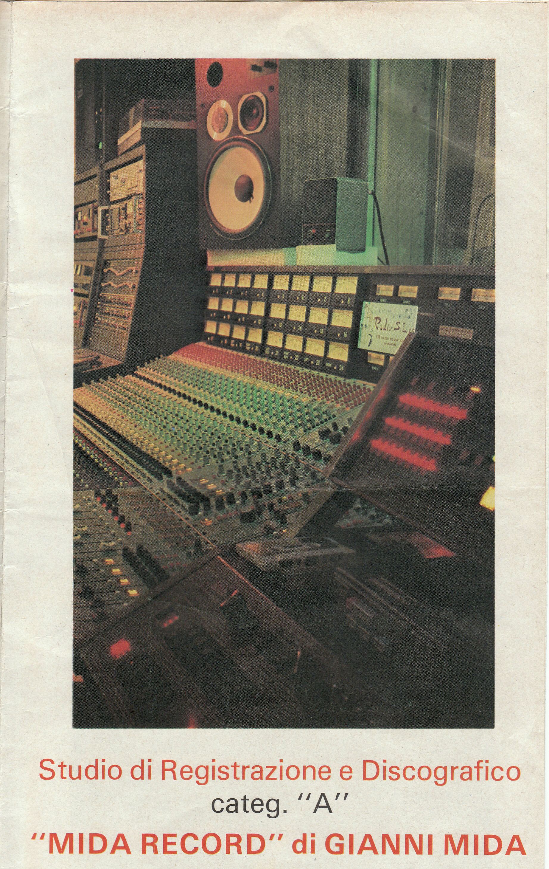 :"studio